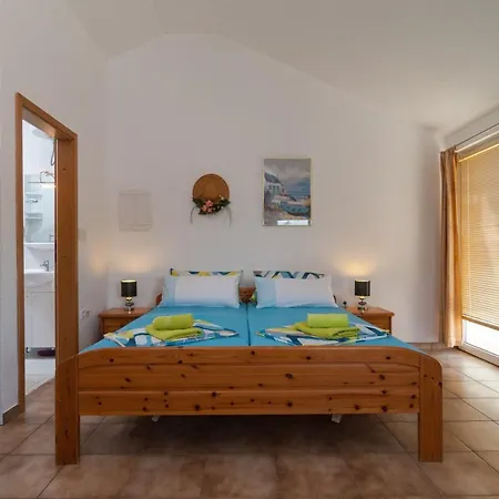 Apartments Mira - Beautiful Sea View Pucisca Exterior photo